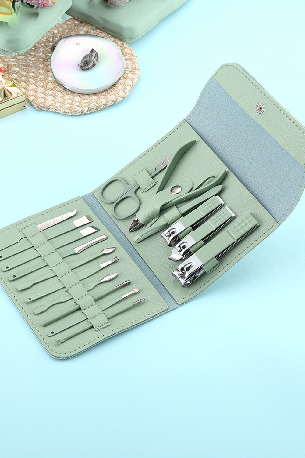 Grass Green 16pcs Portable Manicure Nail Clippers Set - Bagged Store