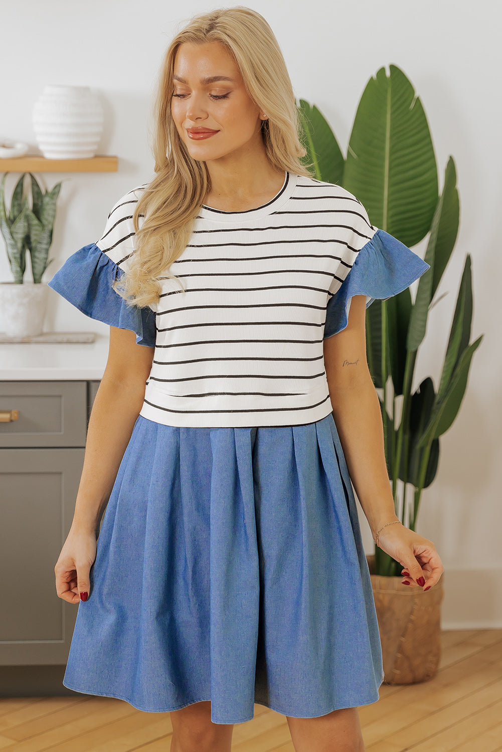 Black Stripe Ruffle Denim Patchwork Round Neck Mini Dress - Bagged Store