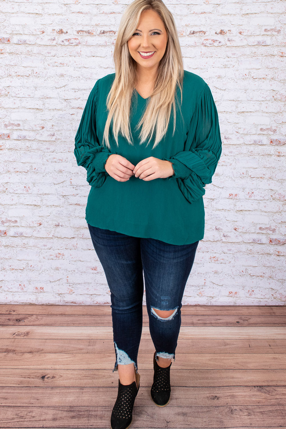 Green Pleated Bubble Sleeve Plus Size Blouse - Bagged Store