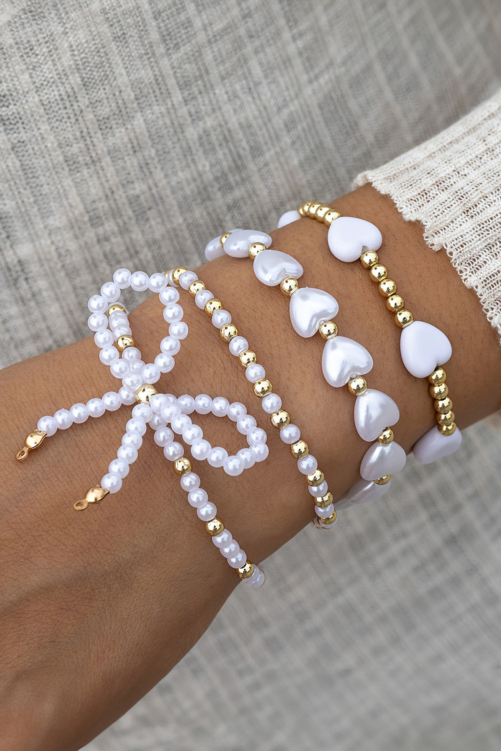 White Bow Knot Heart Shape Faux Pearl Beaded Bracelet Set - Bagged Store