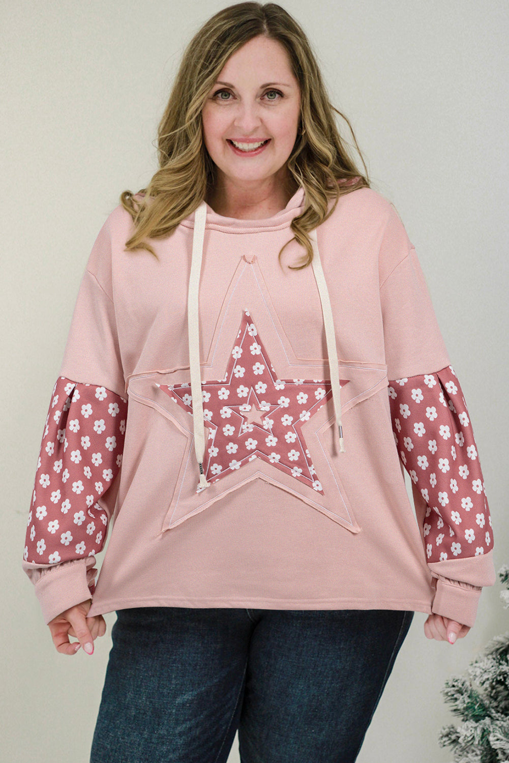 Delicacy Star Patch Graphic Floral Color Block Drawstring Plus Size Hoodie - Bagged Store